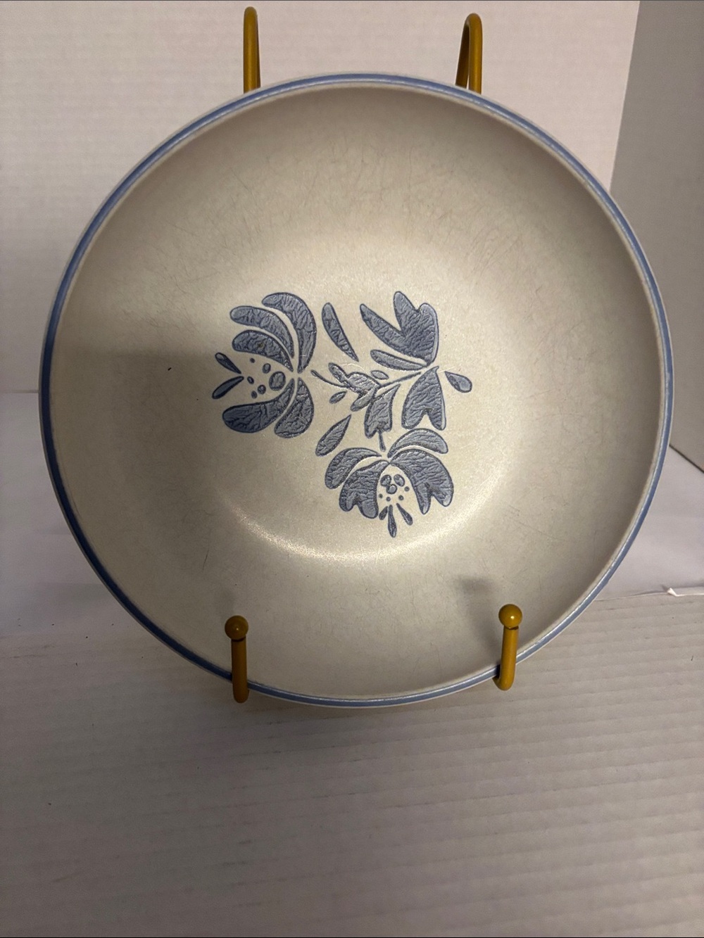 Vintage Pfaltzgraff Yorktowne stoneware serving bowl